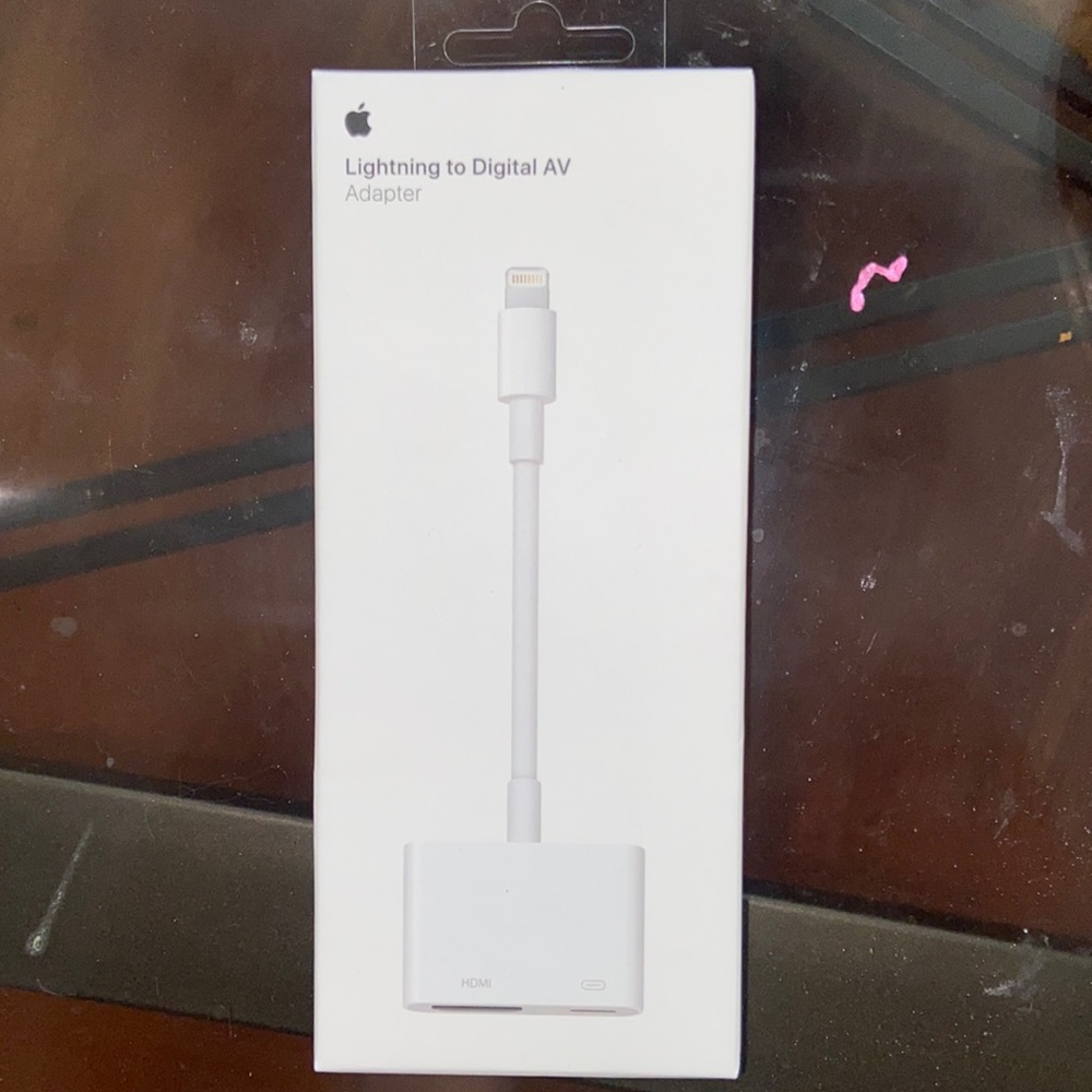 Lightning to Digital AV adapter